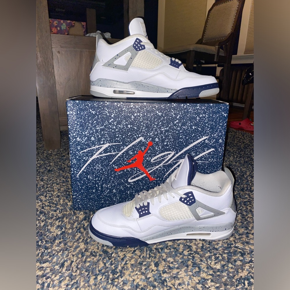 Jordan 4 Retro “Midnight Navy” - Picture 1 of 9